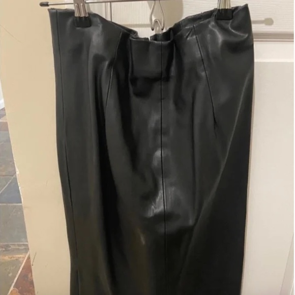 Zara Black Leather Pencil Skirt Size Small - Picture 6 of 10